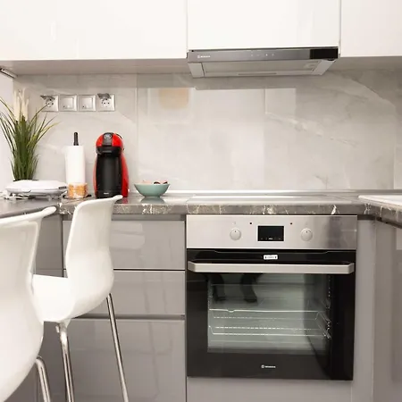 Luxury In Centre Daire Selanik