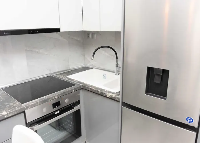 Luxury In Centre Daire Selanik