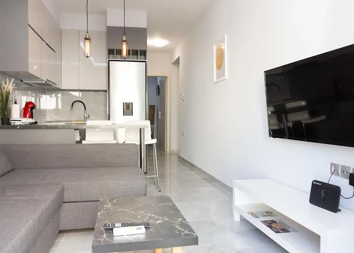 Luxury In Centre Daire *